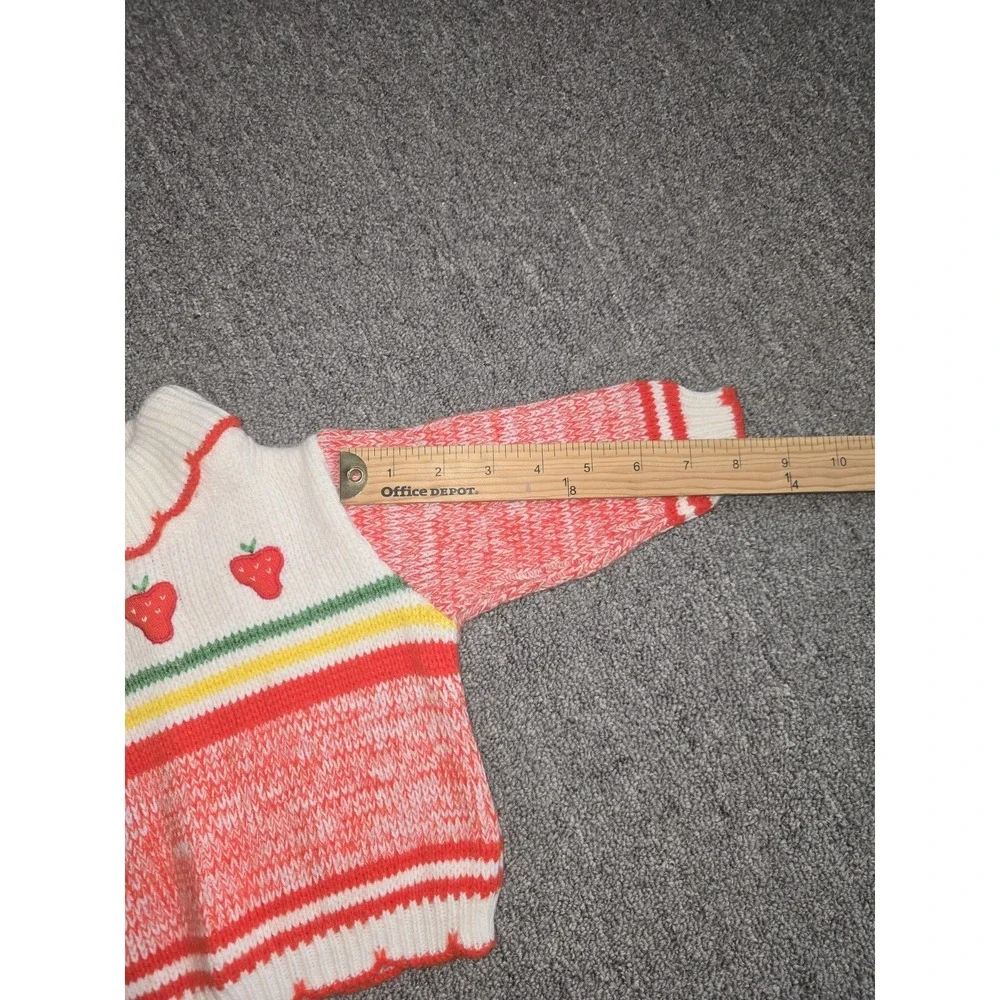 Vintage Baby Sweater 18M Strawberry Knit Red White Toddler Retro Cottagecore - Picture 5 of 7